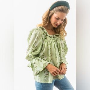 Eli Claro Verde Floral y Rojo – Mi Golondrina